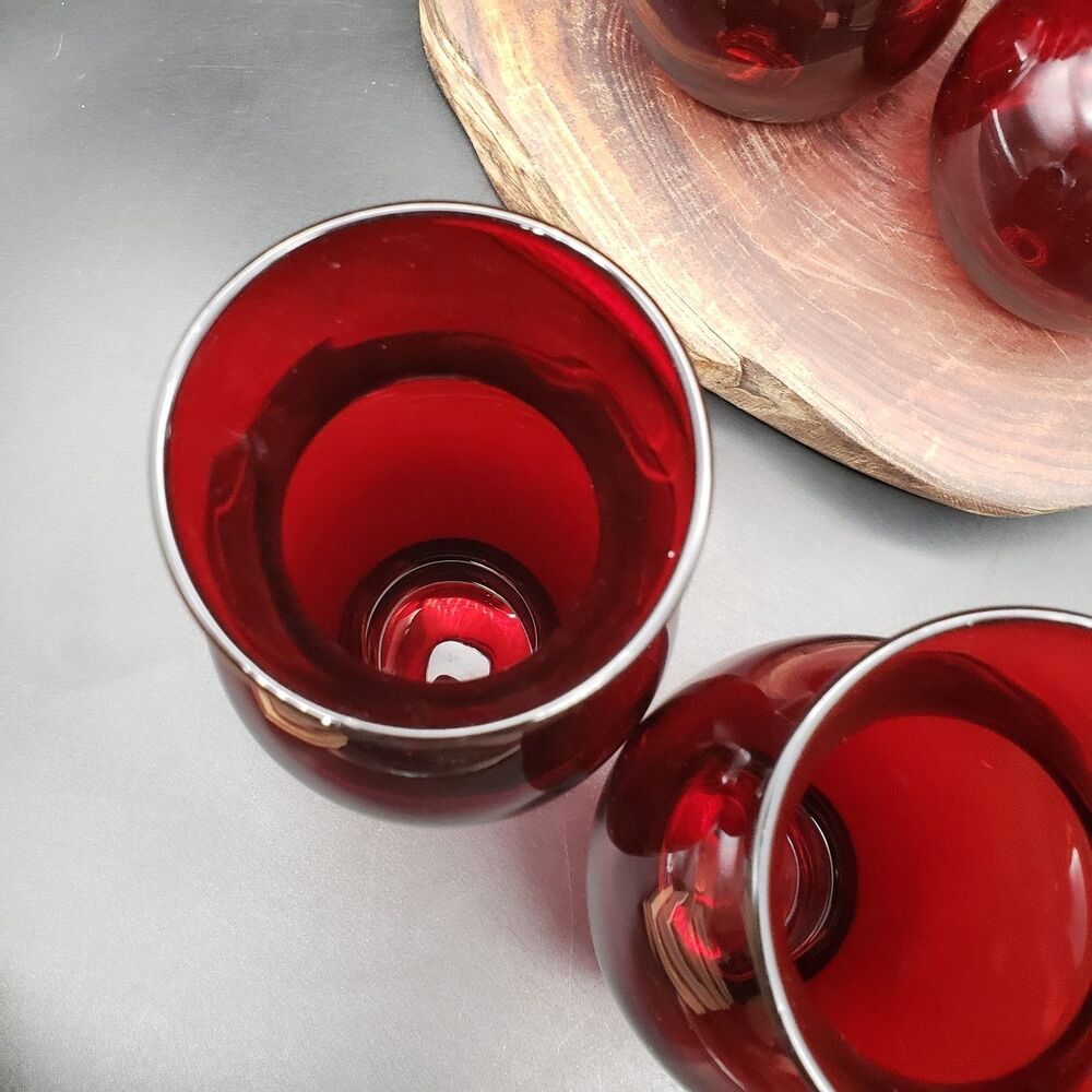 Vintage Anchor Hocking Royal Ruby Red Glass Vases Pair 6.375” Bud Vase - Picture 5 of 7